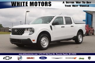 New 2025 Ford Maverick XL image 1