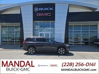 Used 2017 GMC Acadia SLT w/ LPO, Floor Liner Package image 1