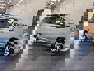 Used 2017 Toyota Sienna LE image 1