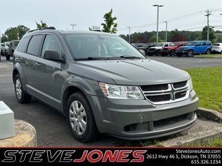 Used 2020 Dodge Journey SE image 1