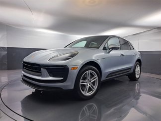 Certified 2022 Porsche Macan image 1