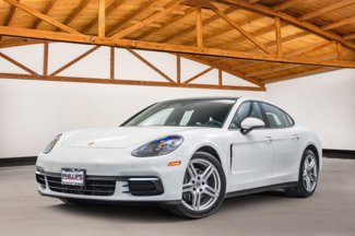 Used 2017 Porsche Panamera image 1