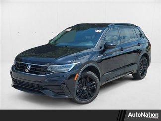 Used 2022 Volkswagen Tiguan SE R-Line image 1