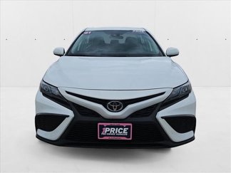 Used 2021 Toyota Camry SE video 2