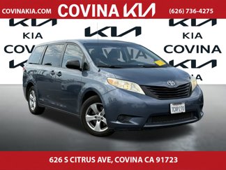 Used 2013 Toyota Sienna L image 1