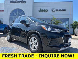 Used 2019 Chevrolet Trax LT w/ LT Convenience Package image 1