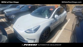 Used 2023 Tesla Model 3 Standard Range image 1