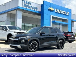 Used 2021 Chevrolet TrailBlazer LT w/ Premium Seating Package image 1
