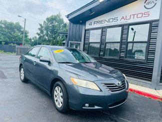 Used 2009 Toyota Camry SE image 1