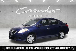 Used 2014 Nissan Versa SV image 1