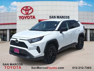 Used 2022 Toyota RAV4 LE image 1