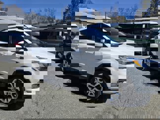 Used 2018 Ford Escape SE image 1