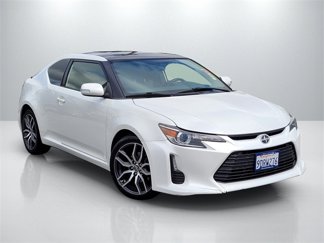 Used 2015 Scion tC image 1
