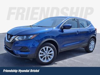 Used 2020 Nissan Rogue Sport S w/ Appearance Package image 1