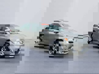 Used 2013 Toyota Camry XLE image 1