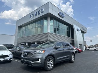 Used 2022 Ford Edge SEL image 1