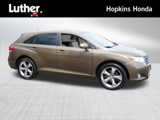 Used 2011 Toyota Venza AWD image 1