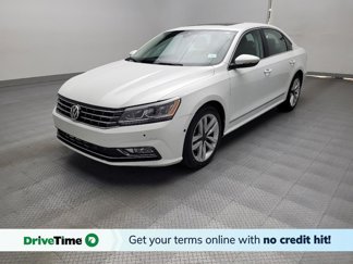 Used 2017 Volkswagen Passat 1.8T SEL Premium image 1