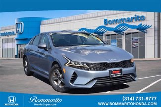 Used 2023 Kia K5 LXS image 1