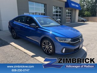 Used 2024 Volkswagen Jetta Sport image 1