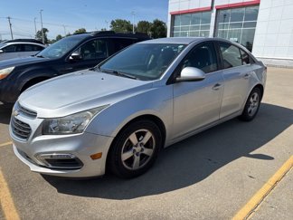 Used 2015 Chevrolet Cruze LT w/ Technology Package image 1