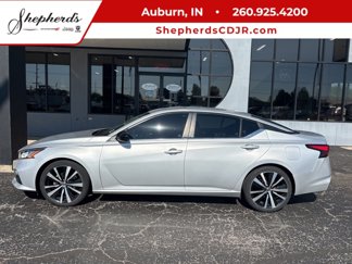Used 2022 Nissan Altima 2.5 SR image 1