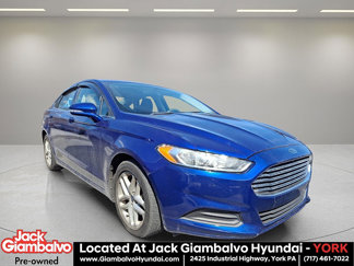 Used 2015 Ford Fusion SE image 1