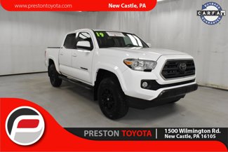 Certified 2019 Toyota Tacoma SR5 image 1