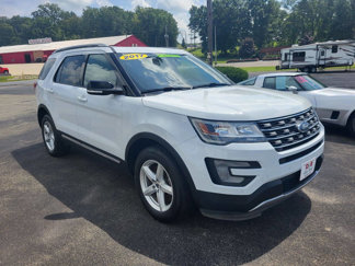 Used 2017 Ford Explorer XLT w/ Equipment Group 202A image 1