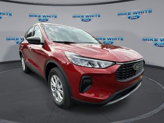 New 2025 Ford Escape Active w/ Cold Weather Package image 1