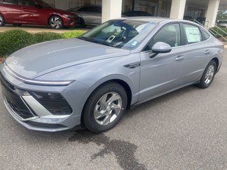 New 2025 Hyundai Sonata SE image 1