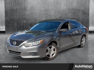 Used 2017 Nissan Altima 2.5 S w/ Power Driver Seat Package image 1