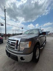 Used 2010 Ford F150 XLT image 1