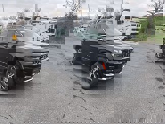 New 2025 Jeep Grand Cherokee L Limited w/ Trailer Tow Package image 1