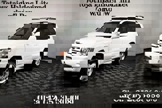 Used 2006 Toyota Highlander Limited w/ Leather Trim Pkg image 1