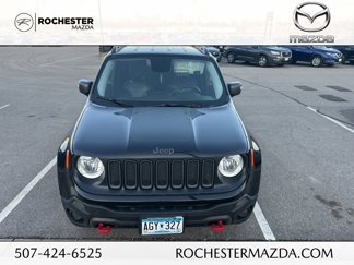 Used 2017 Jeep Renegade Trailhawk w/ Premium Trailhawk Package image 1