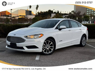 Used 2017 Ford Fusion SE image 1
