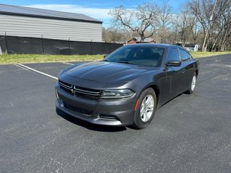 Used 2015 Dodge Charger SE image 1