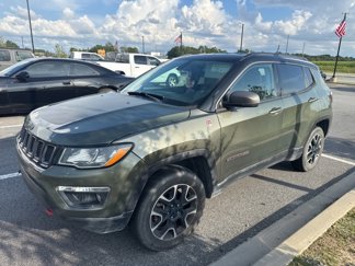 Used 2020 Jeep Compass Trailhawk image 1
