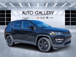 Used 2021 Jeep Compass Latitude image 1