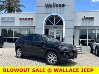Used 2022 Jeep Compass Limited image 1