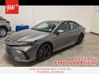 Used 2025 Toyota Camry XSE image 1