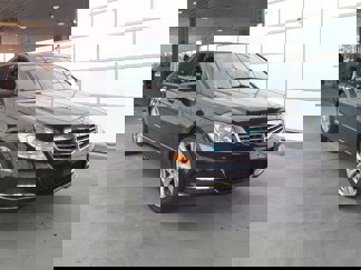 Used 2013 Mercedes-Benz C 300 4MATIC Sedan w/ Multimedia Pkg image 1