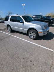 Used 2010 Mercury Mountaineer Premier image 1