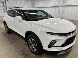 Used 2024 Chevrolet Blazer LT image 1