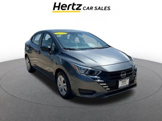 Used 2024 Nissan Versa S image 1
