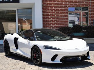 Used 2022 McLaren GT image 1