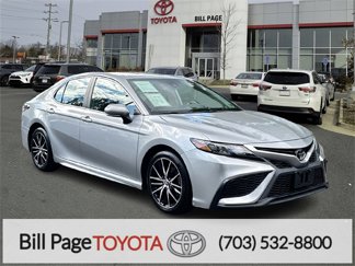 Certified 2022 Toyota Camry SE image 1