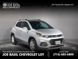 Used 2019 Chevrolet Trax LT w/ LT Convenience Package image 1