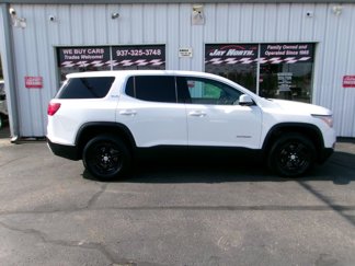 Used 2017 GMC Acadia SLE image 1